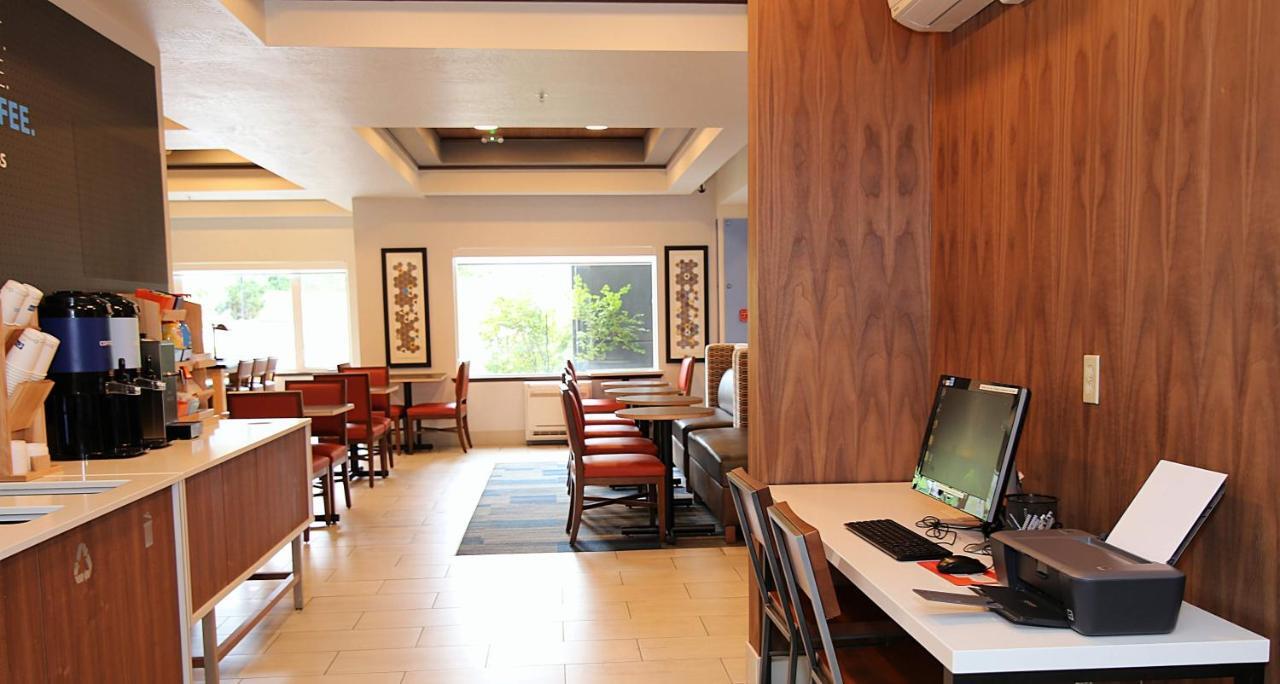 Holiday Inn Express Hotel & Suites Ashland By Ihg Zewnętrze zdjęcie
